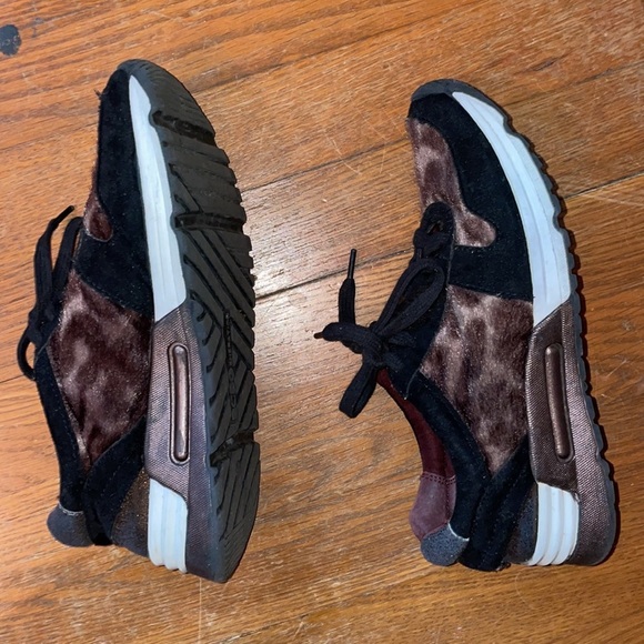 BGBG leopard cheetah sneakers - Picture 3 of 6